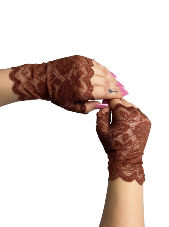 Short Lace Gloves
