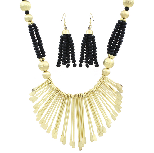 Gold and Black Indian Spoon Cleo Necklace