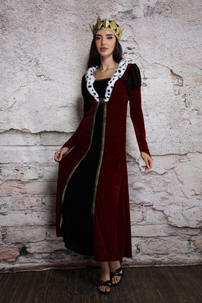 Royal Queen Coat