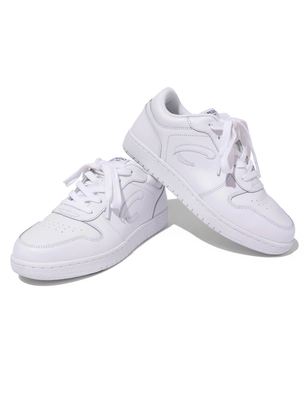 Ignite Low Top Dance Sneaker