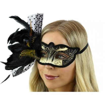 Ventian mask with feahter