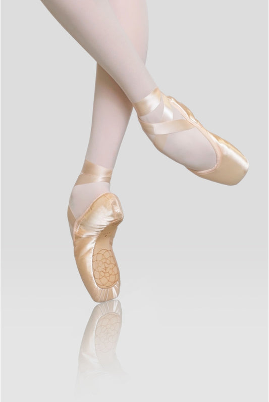 Arial Pointe Shoe