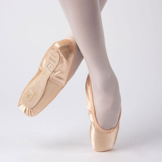 Classic Deep Vamp Pointe Shoe